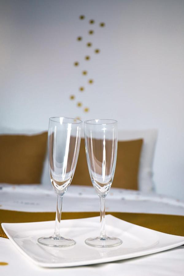 Reims : Escapade Doree Apartment Ngoại thất bức ảnh